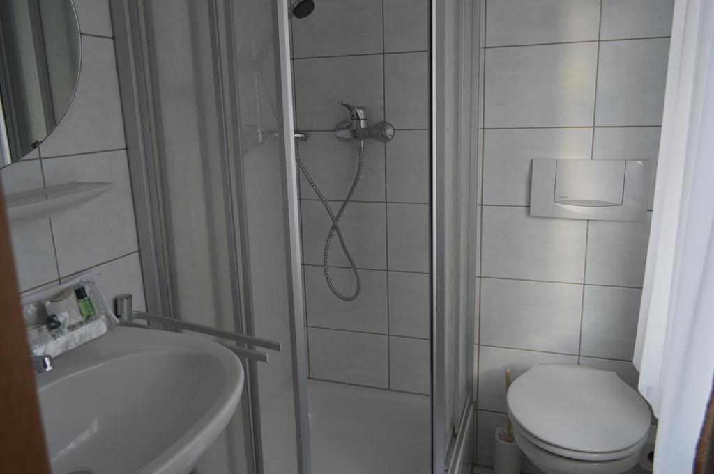 Gasthof Hotel Loewen Bad Buchau Pokoj fotografie